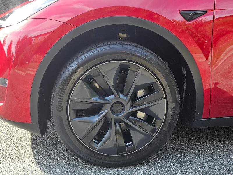 Used 2025 Tesla Model Y Long Range RWD image 18