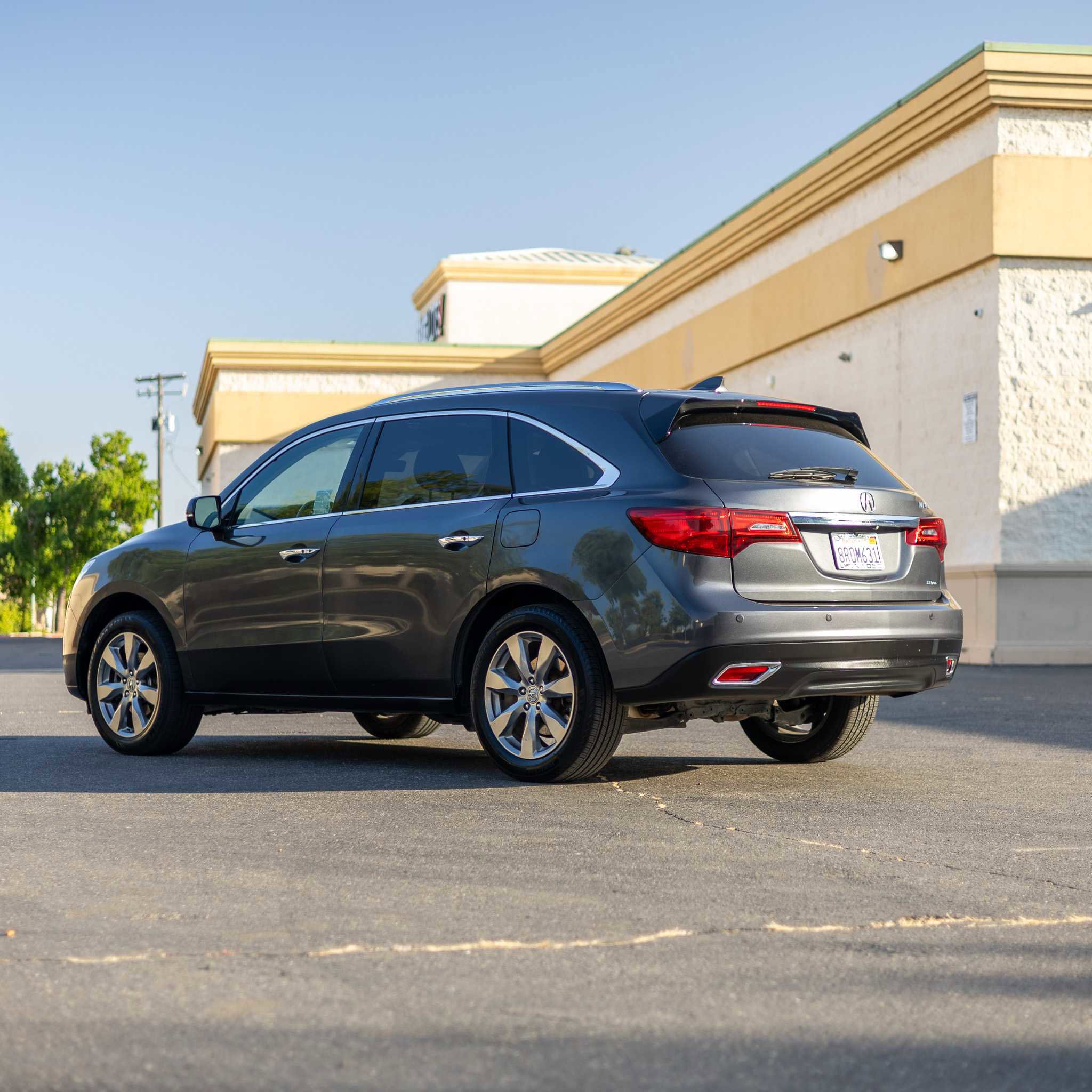 Used 2016 Acura MDX SH-AWD image 5