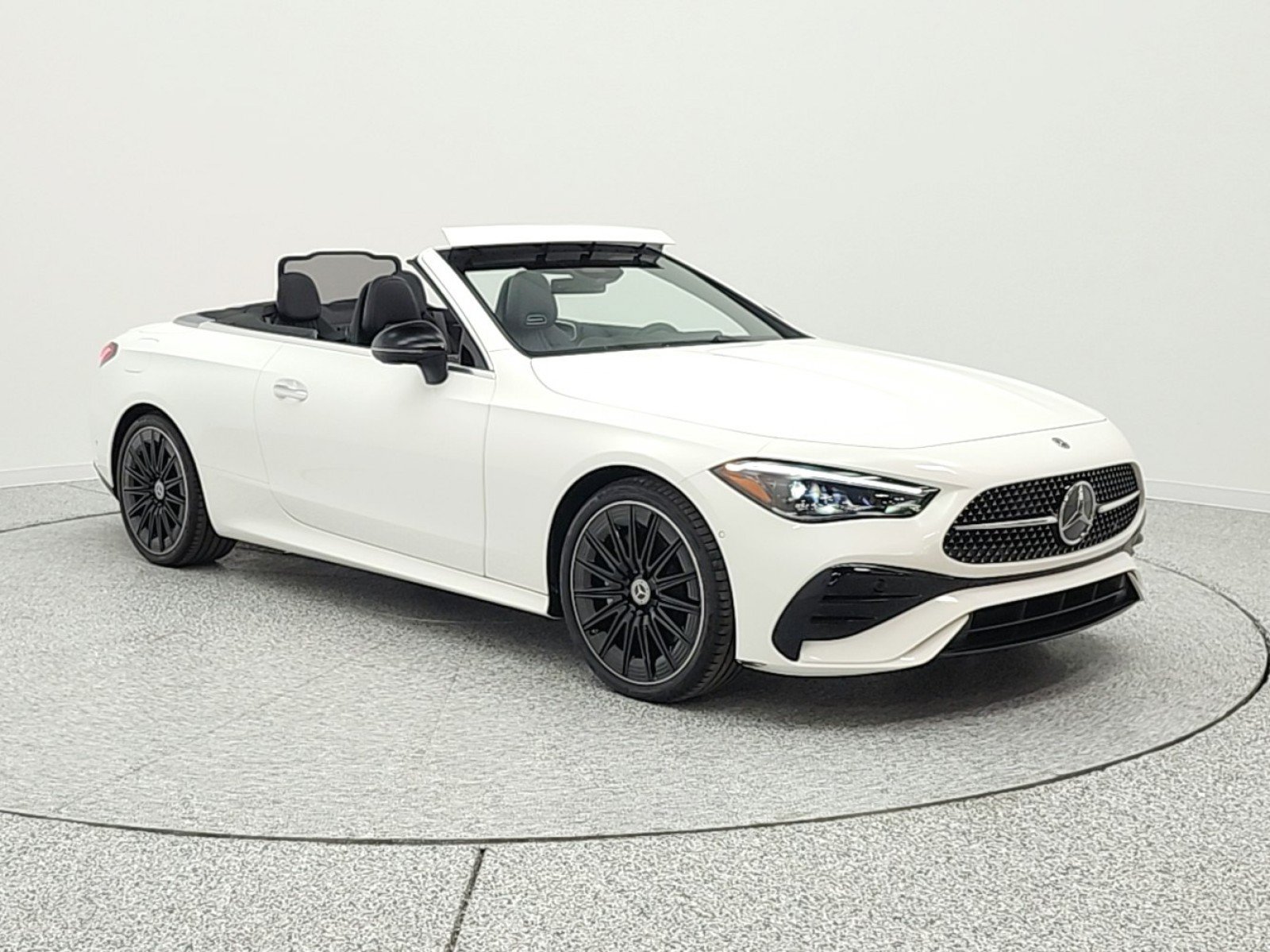 Certified 2024 Mercedes-Benz CLE 300 4MATIC Cabriolet image 3