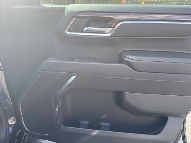 Used 2023 Chevrolet Silverado 1500 LT image 29