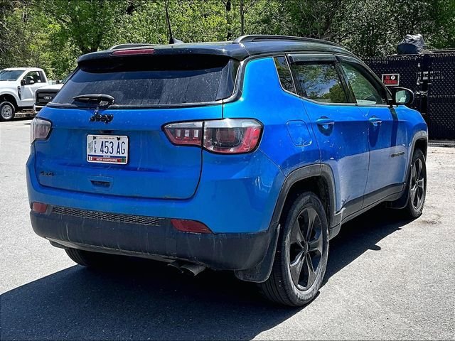Used 2018 Jeep Compass Latitude w/ Popular Equipment Group AWD/4WD image 4