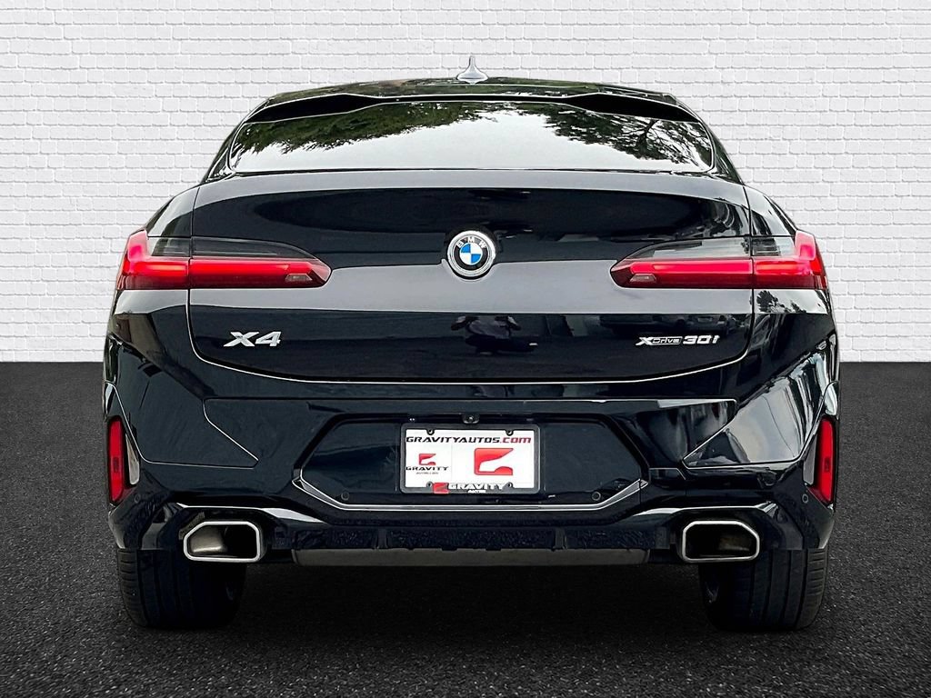 Used 2022 BMW X4 xDrive30i w/ M Sport Package AWD/4WD image 5