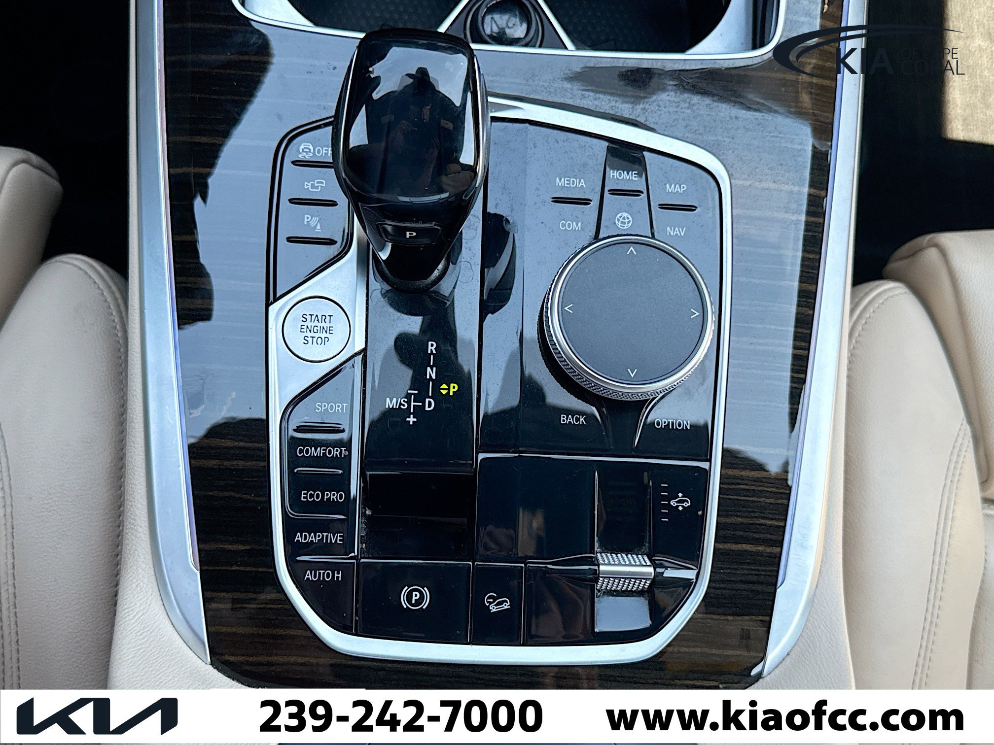 Used 2021 BMW X7 xDrive40i w/ Premium Package image 30