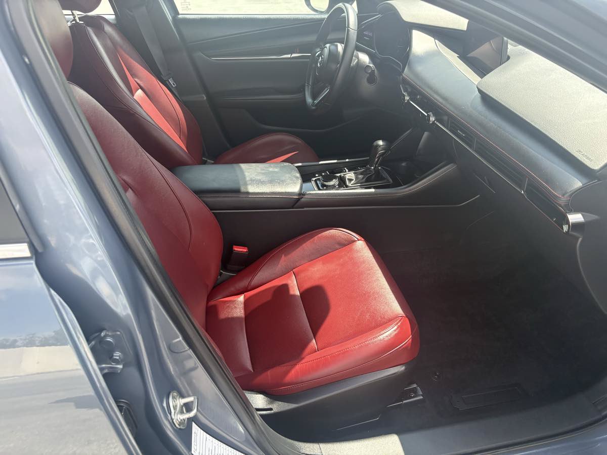 Used 2025 MAZDA MAZDA3 Carbon AWD/4WD image 21