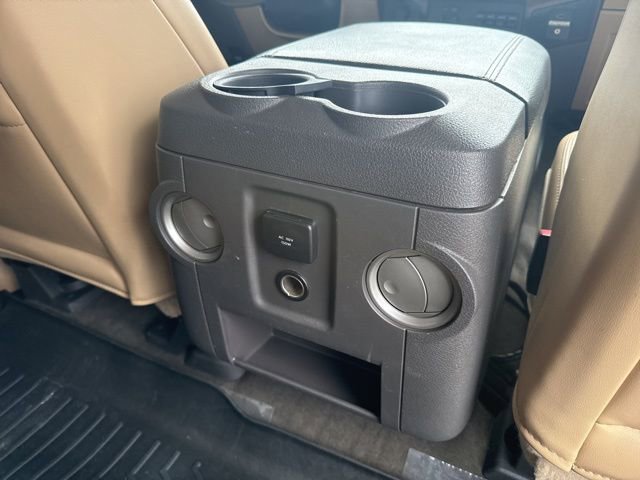 Used 2011 Ford F250 Lariat w/ Lariat Interior Pkg image 50