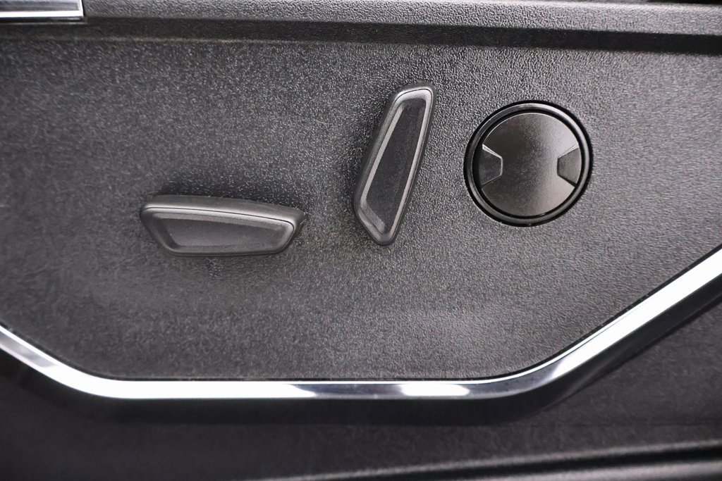 Used 2024 Ford F350 Lariat w/ Lariat Ultimate Package image 11