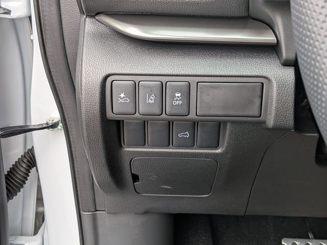 New 2025 Mitsubishi Eclipse Cross Black Edition image 17