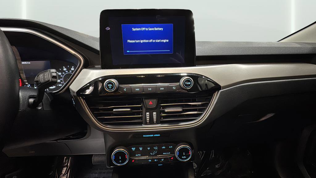 Used 2022 Ford Escape SEL image 10