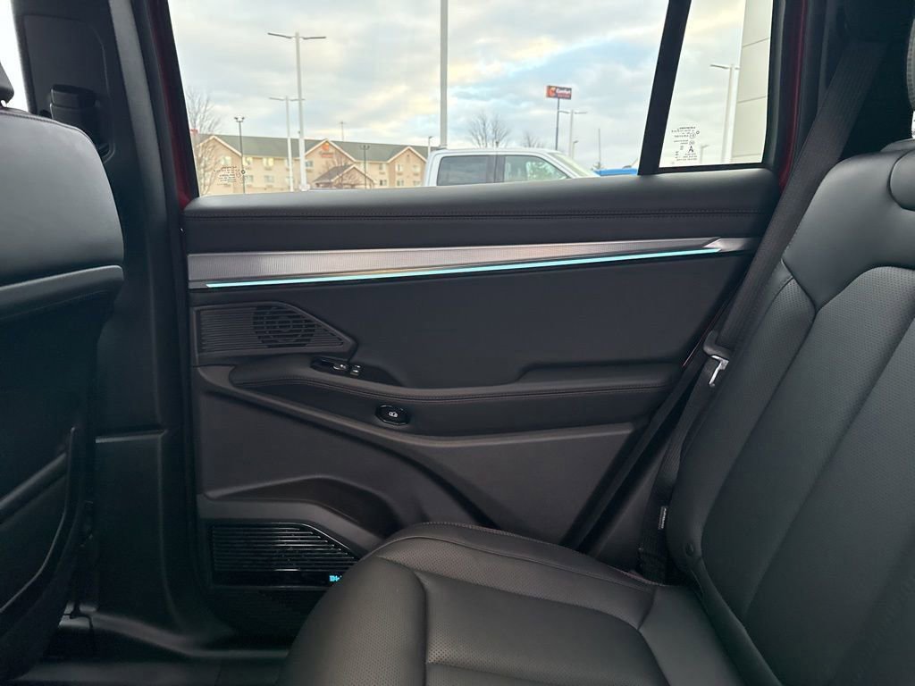 Used 2024 Jeep Wagoneer Launch Edition image 37