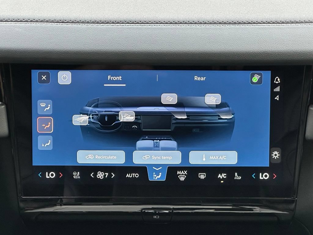 New 2027 Lincoln Navigator Reserve AWD/4WD image 15