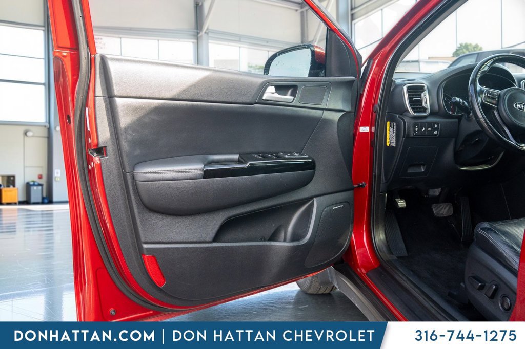Used 2019 Kia Sportage EX w/ EX Technology Package FWD image 16