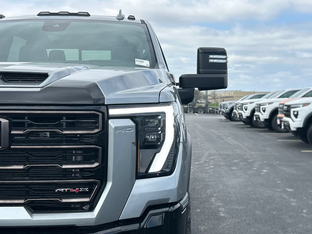 New 2026 GMC Sierra 2500 AT4X AWD/4WD image 11