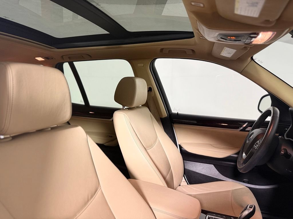 Used 2017 BMW X3 xDrive28i AWD/4WD image 27