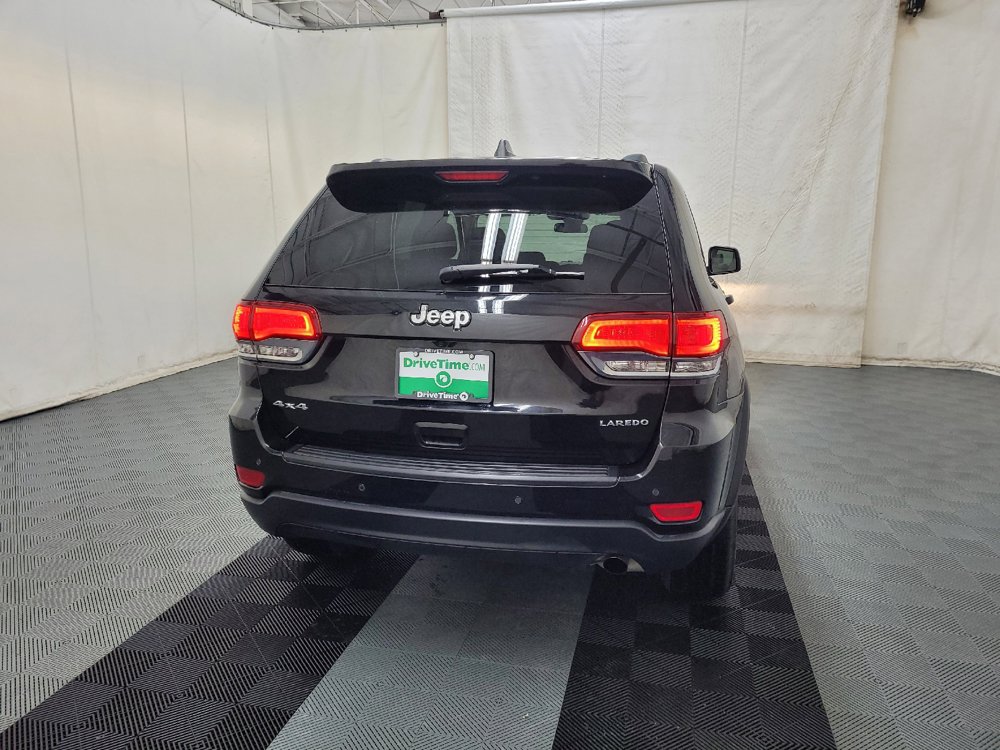 Used 2021 Jeep Grand Cherokee Laredo AWD/4WD image 7