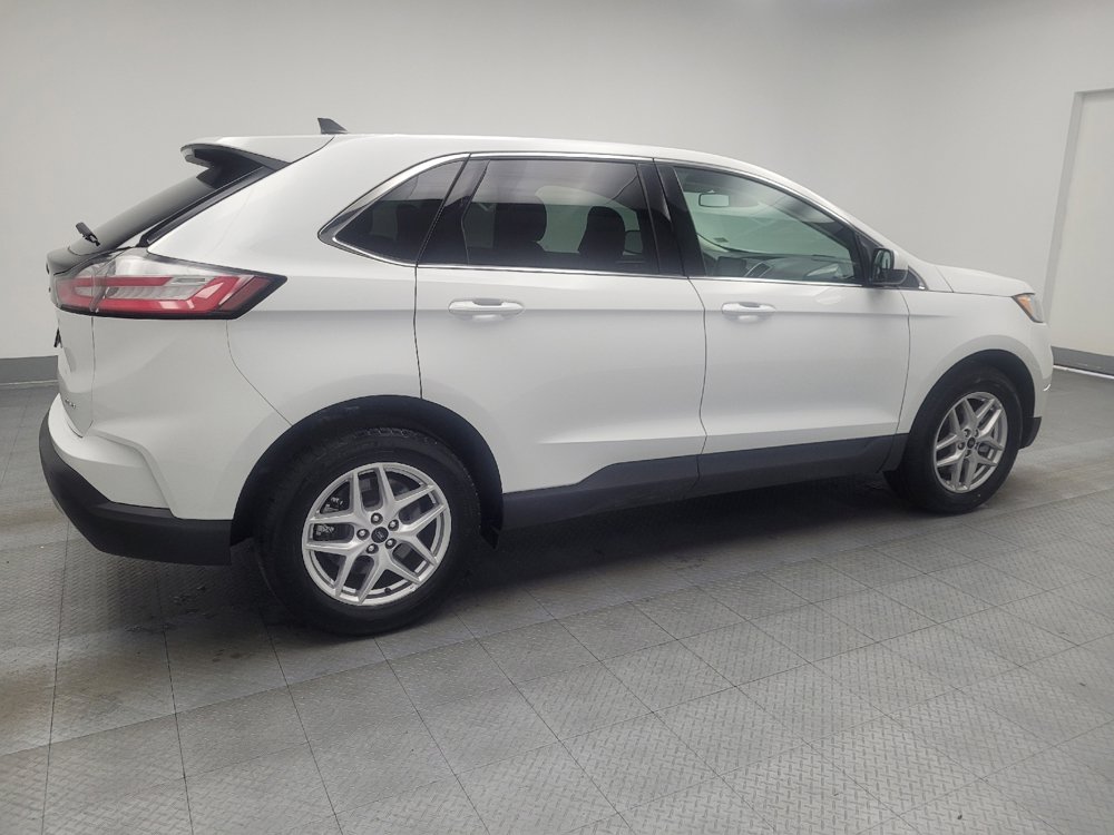 Used 2024 Ford Edge SEL image 10