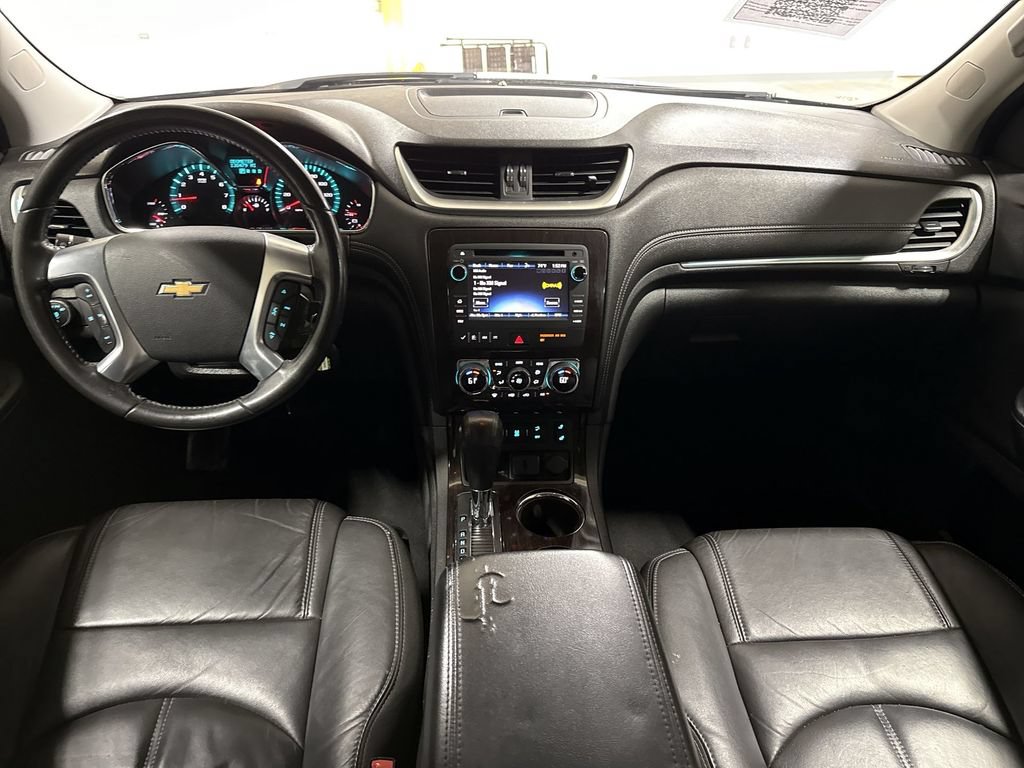 Used 2015 Chevrolet Traverse LT FWD image 10