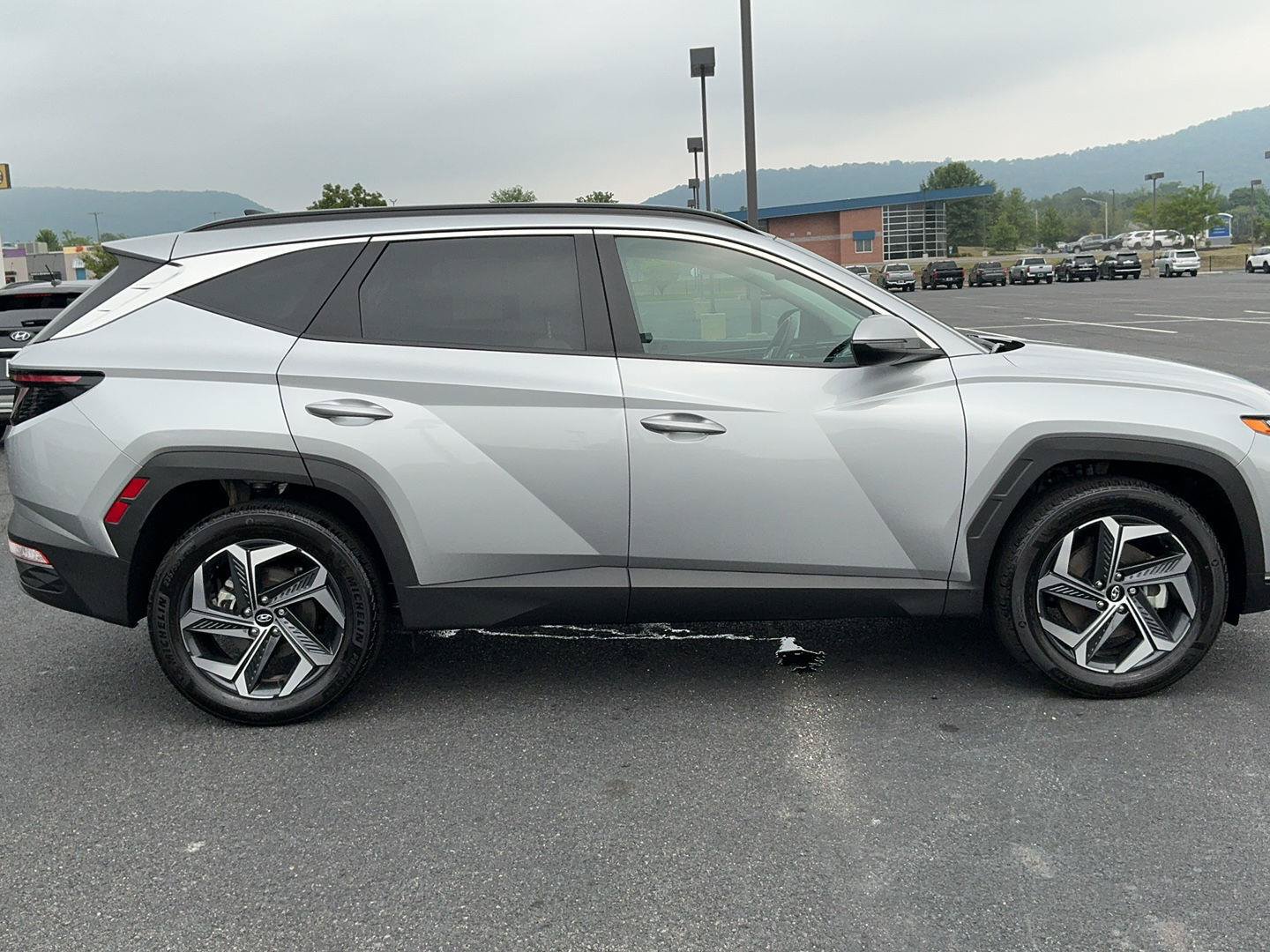 Certified 2024 Hyundai Tucson SEL AWD/4WD image 4