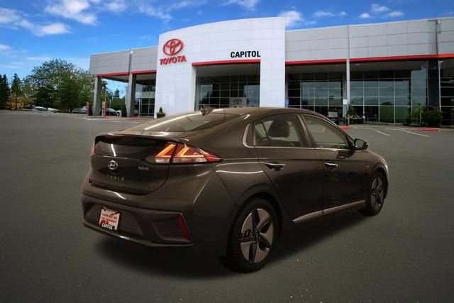 Used 2020 Hyundai Ioniq Limited FWD image 3