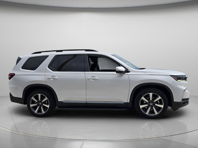 Used 2024 Honda Pilot Elite image 5