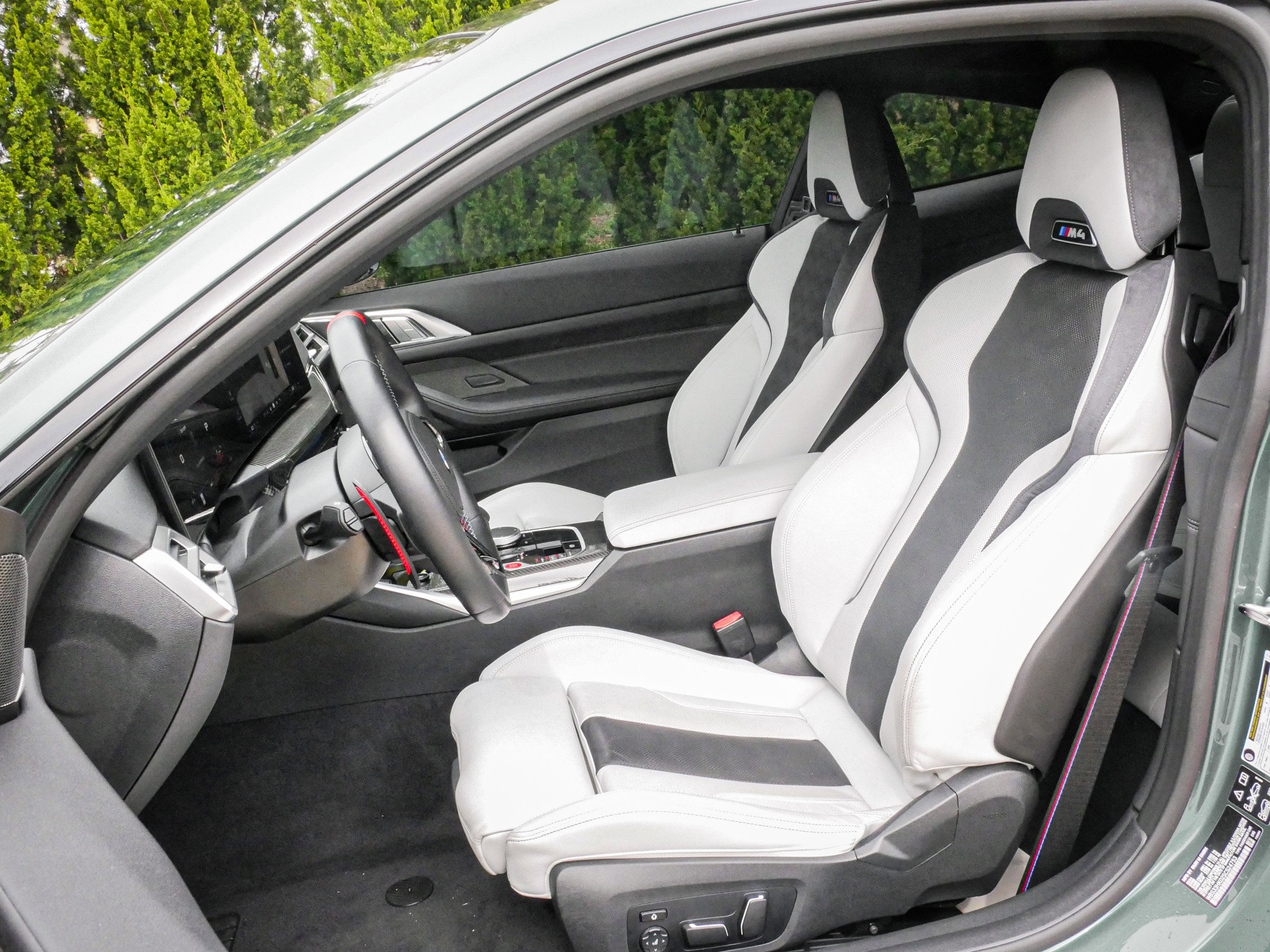 Used 2025 BMW M4 xDrive Competition w/ Executive Package image 16