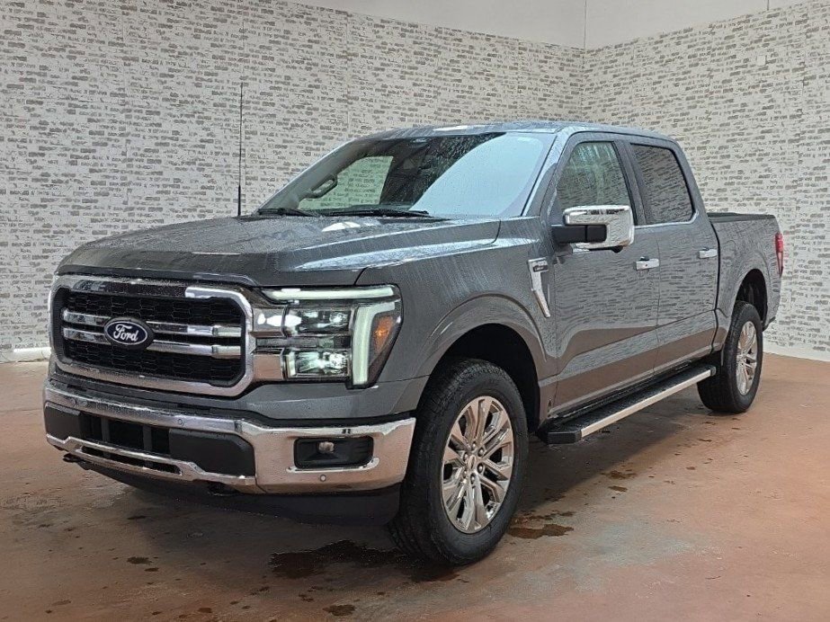 New 2026 Ford F150 Lariat w/ Equipment Group 502A High image 3