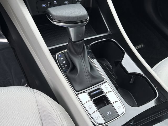 Certified 2025 Hyundai Tucson SE FWD image 31