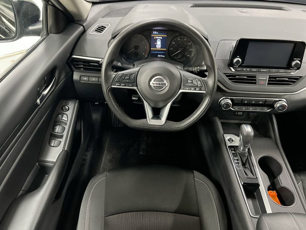 Used 2022 Nissan Altima 2.5 S image 11