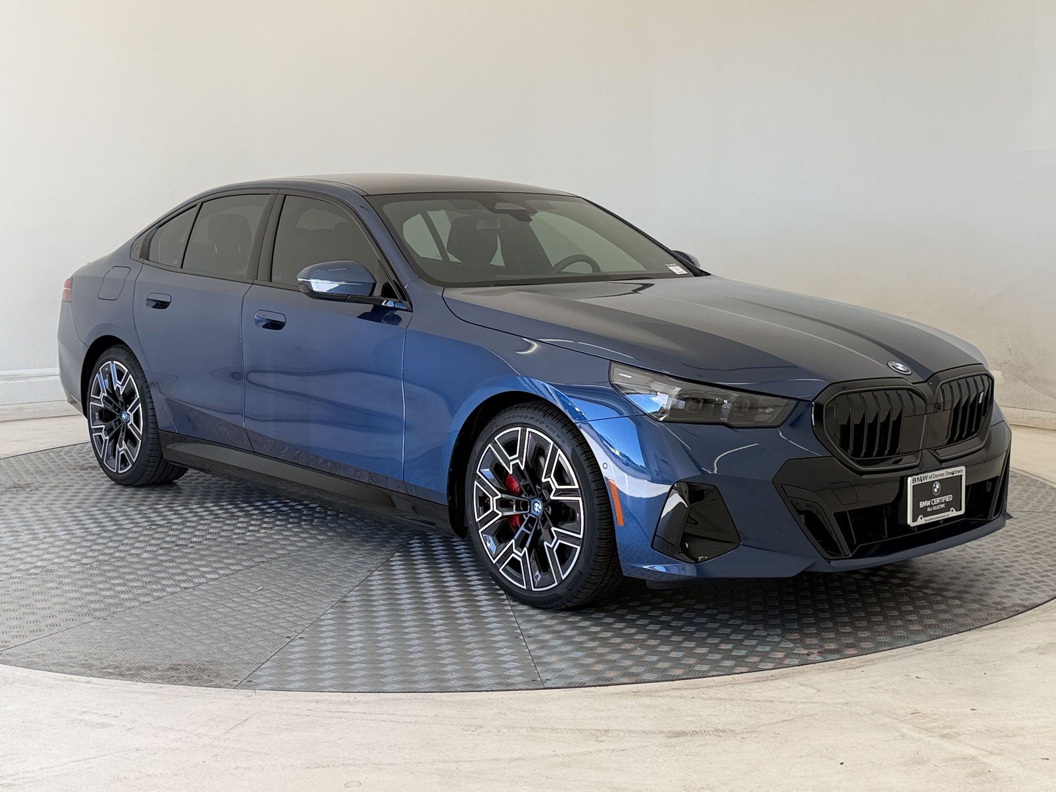 Certified 2025 BMW i5 xDrive40 w/ M Sport Package AWD/4WD image 7