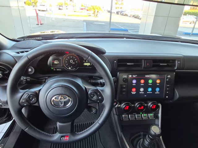 Used 2025 Toyota GR86 Premium w/ ALL Weather Mat Package (TMS) RWD image 17