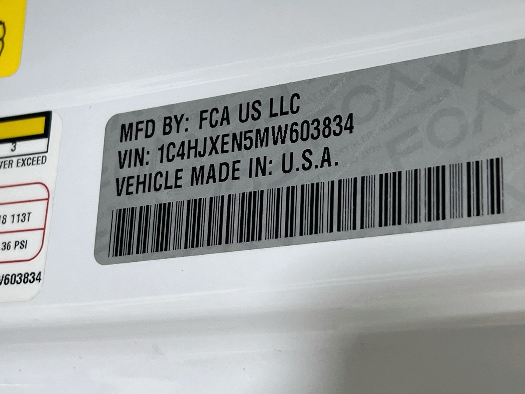 Used 2021 Jeep Wrangler Unlimited Sahara AWD/4WD image 30