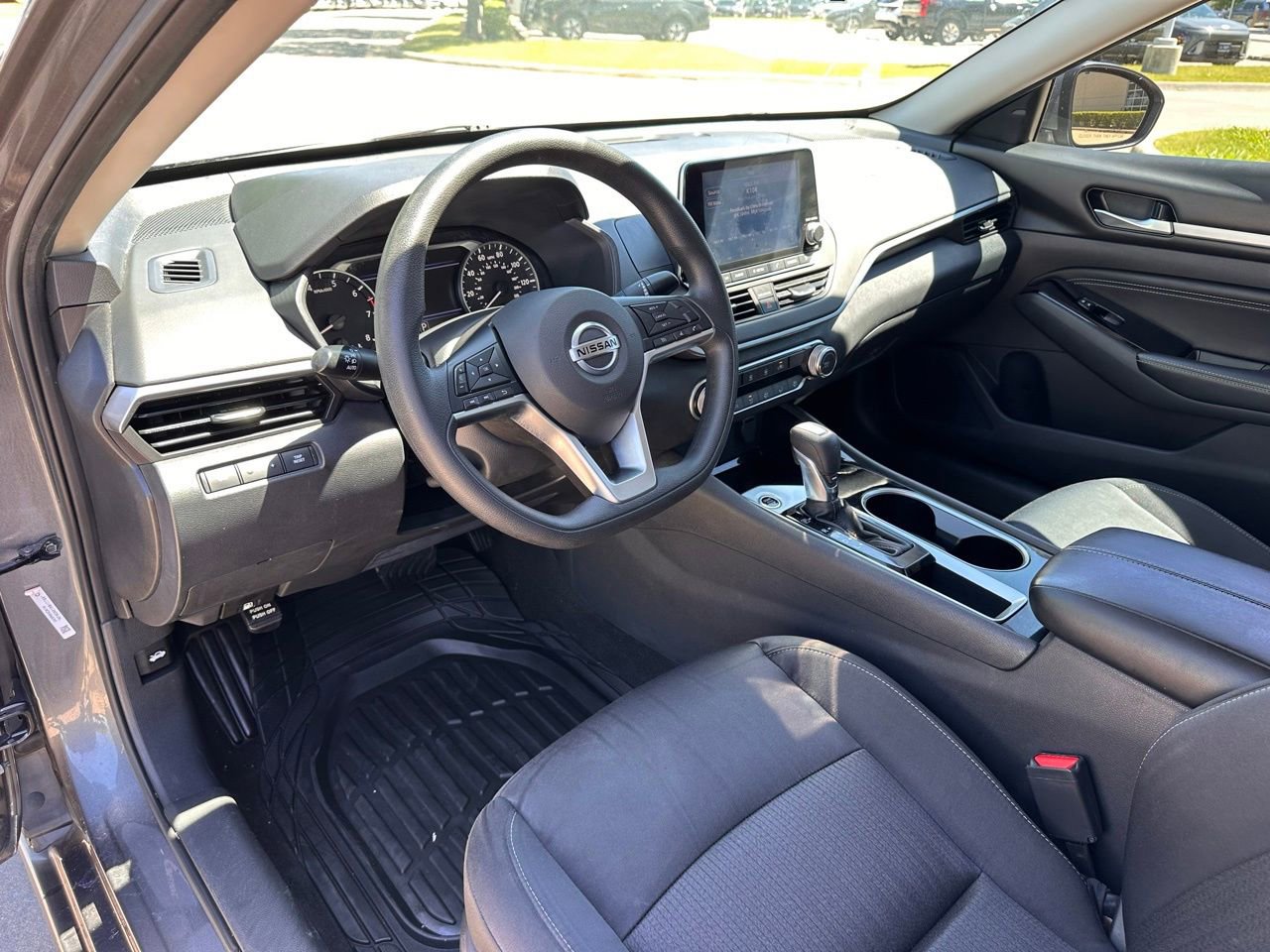 Used 2021 Nissan Altima 2.5 SV image 22