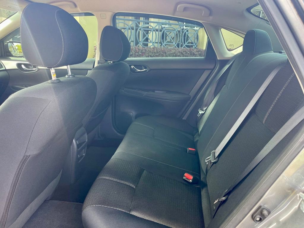 Used 2017 Nissan Sentra S image 10