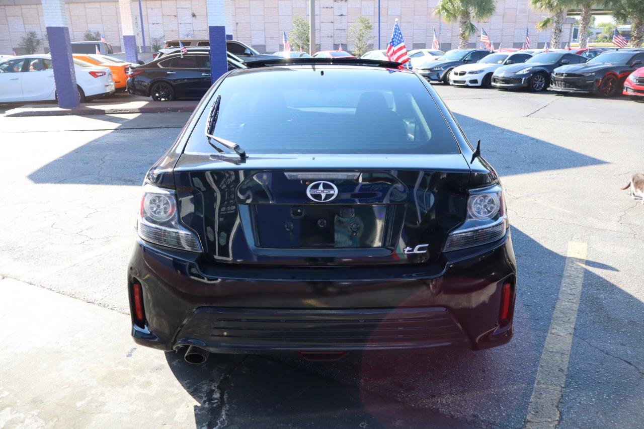 Used 2016 Scion tC FWD image 4