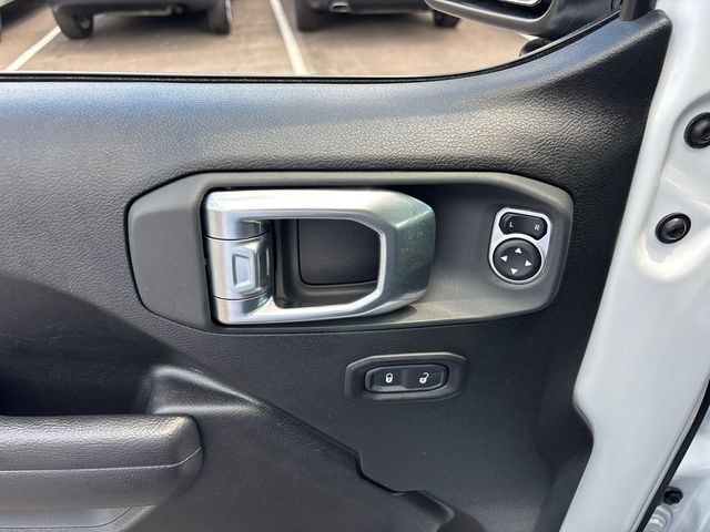 Used 2025 Jeep Wrangler Unlimited Sport AWD/4WD image 14