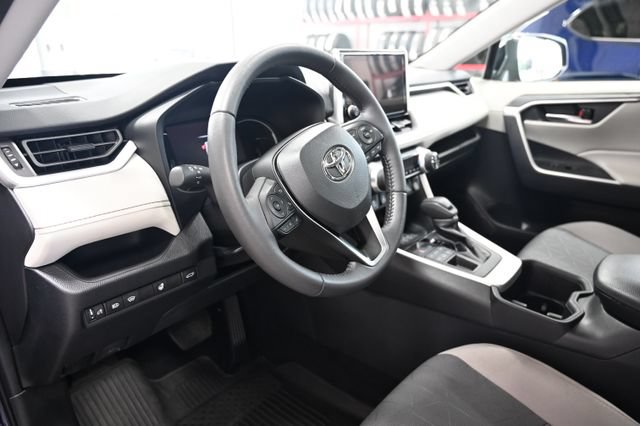 Used 2024 Toyota RAV4 XLE w/ Convenience Package AWD/4WD image 21