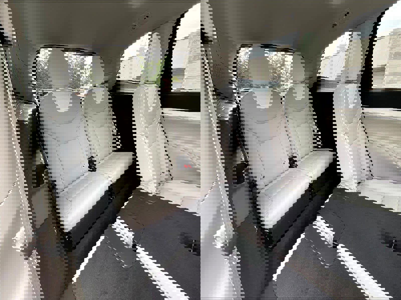 New 2025 Volvo EX90 Ultra image 27