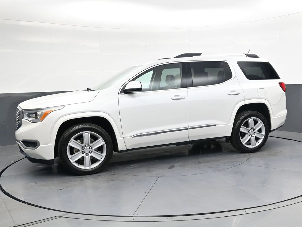 Used 2019 GMC Acadia Denali w/ Technology Package FWD image 7