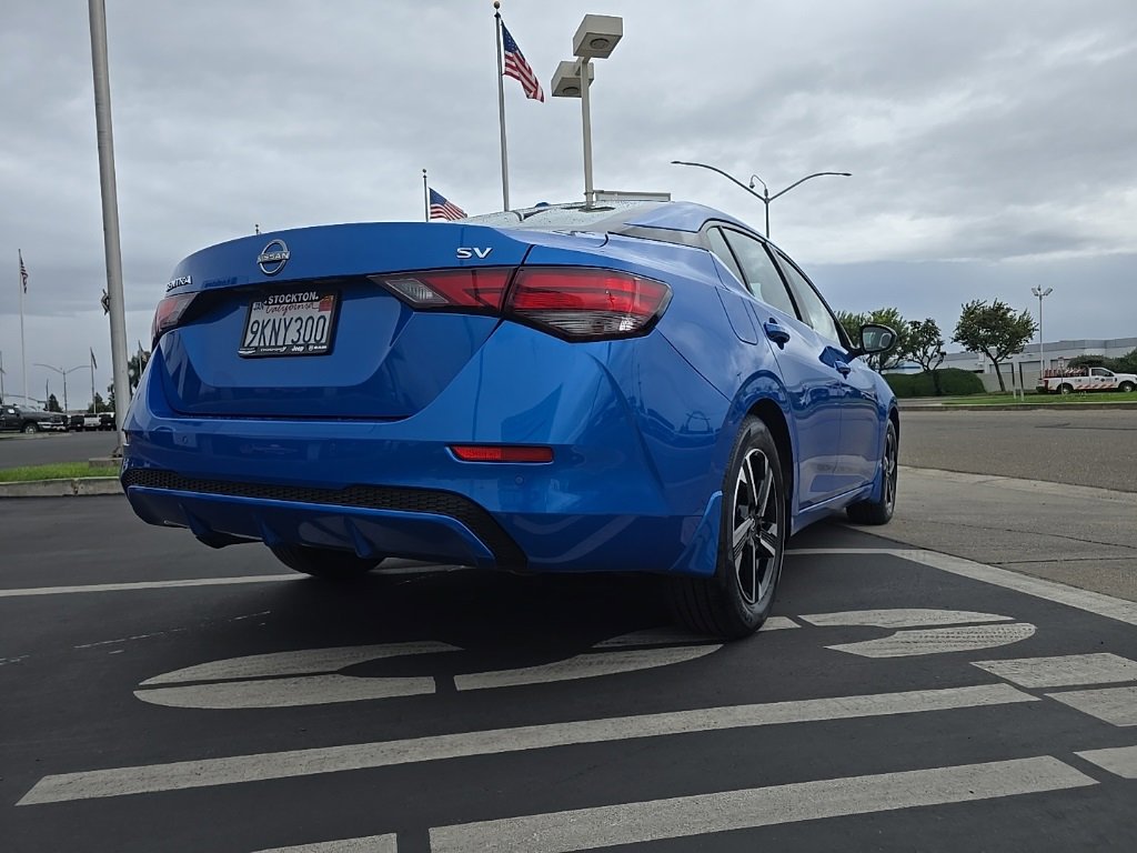 Used 2024 Nissan Sentra SV image 8