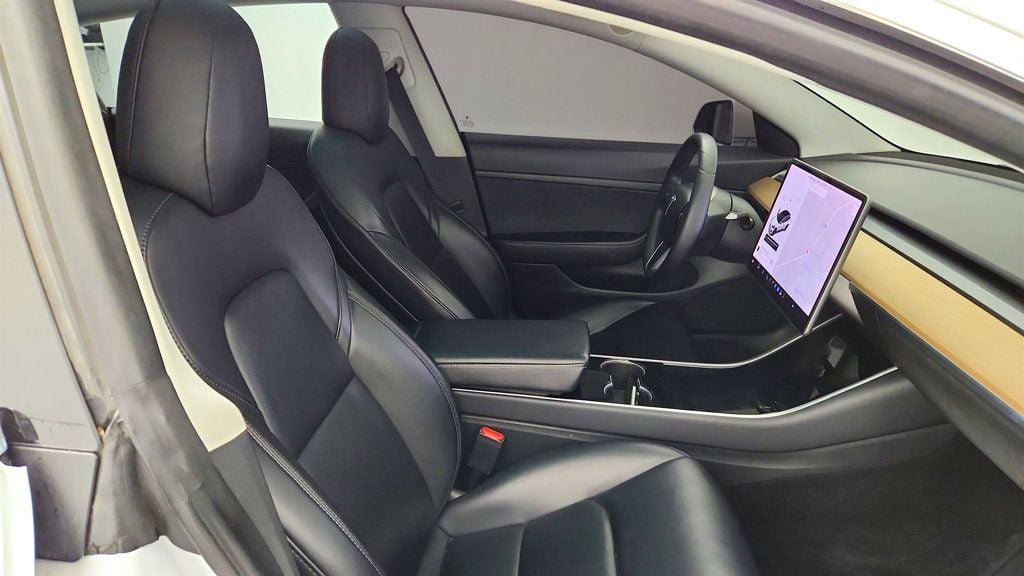 Used 2020 Tesla Model 3 Standard Range Plus RWD image 55