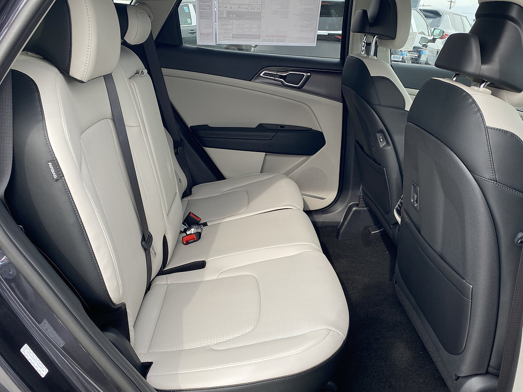 New 2026 Kia Sportage EX FWD image 22