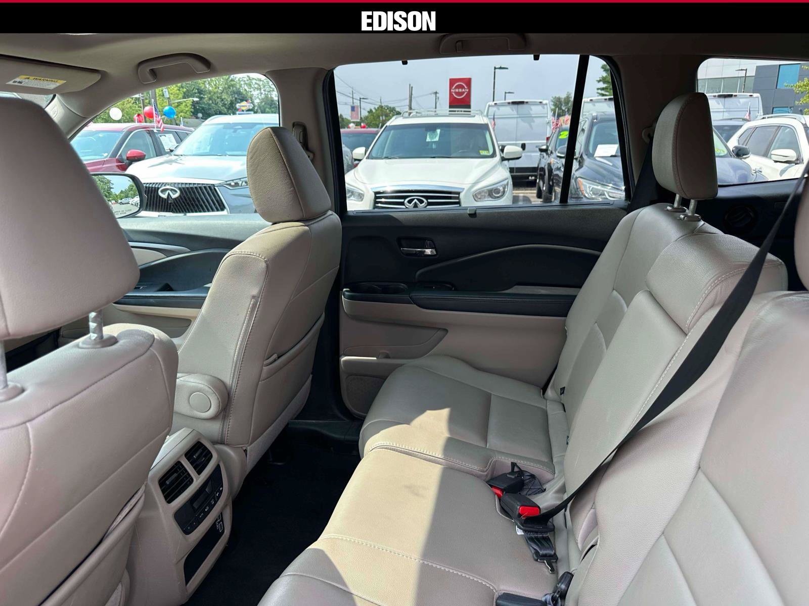 Used 2021 Honda Pilot EX-L image 9