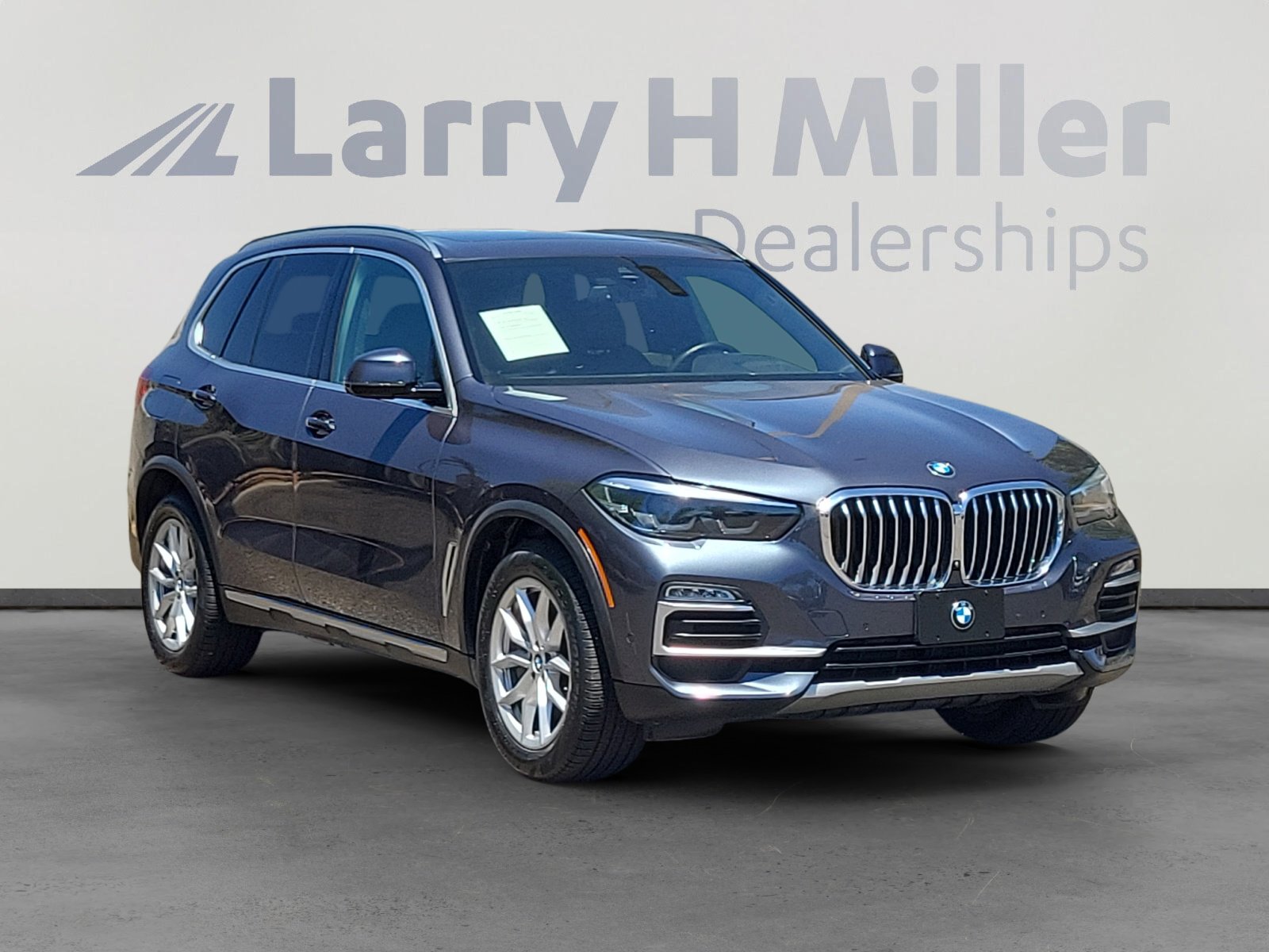 Used 2021 BMW X5 xDrive45e w/ Premium Package AWD/4WD image 14