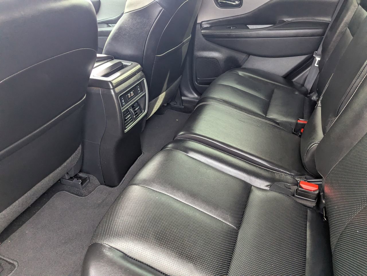 Used 2019 Nissan Murano SL w/ SL Technology Package FWD image 16