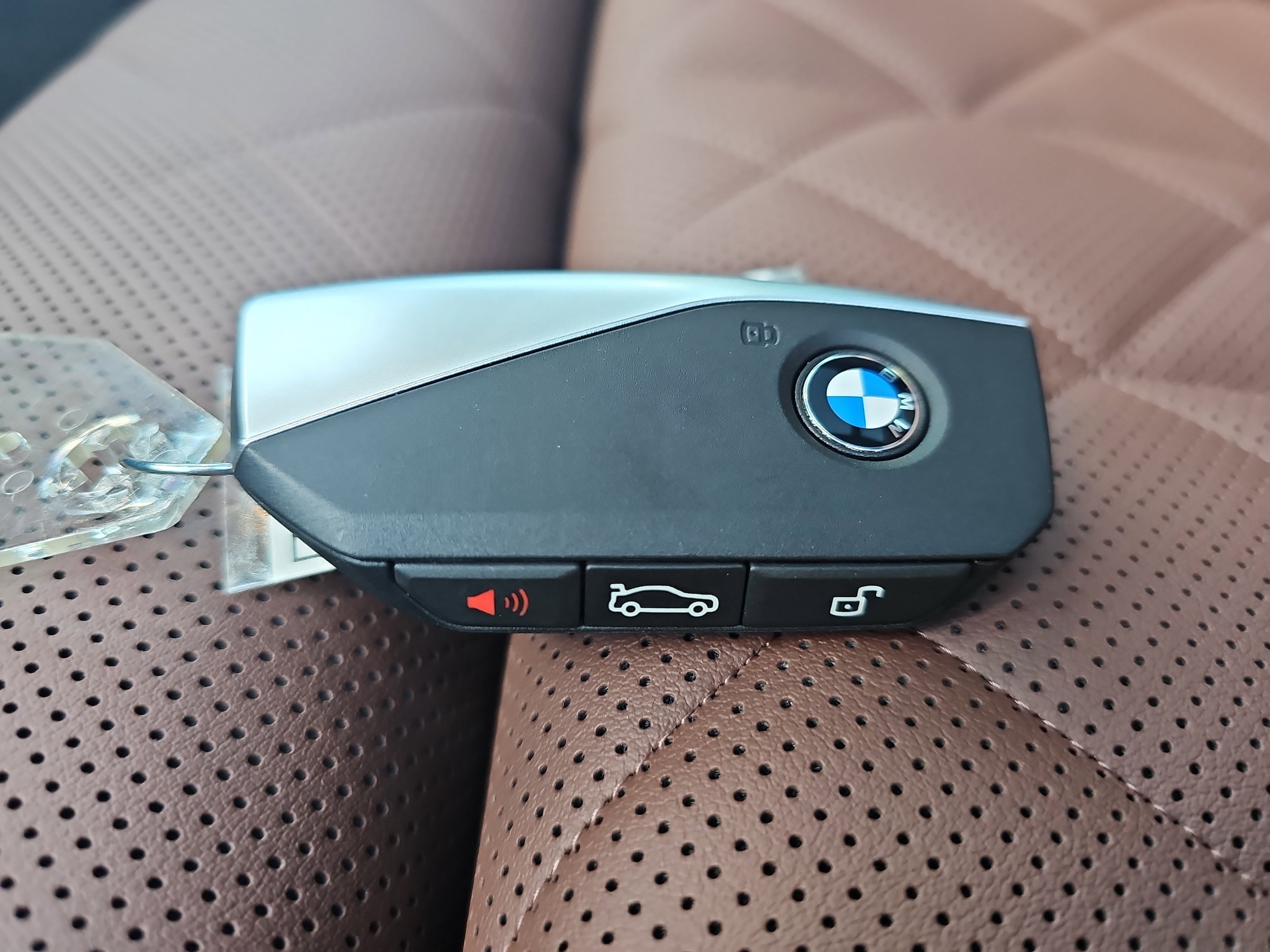 New 2026 BMW X5 xDrive40i w/ Climate Comfort Package AWD/4WD image 38