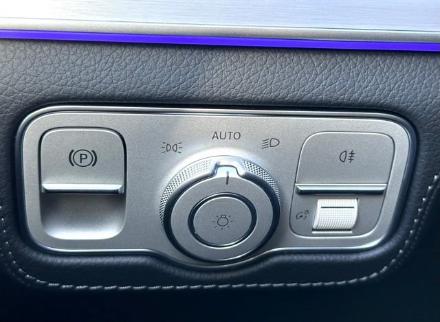 New 2026 Mercedes-Benz GLE 53 AMG 4MATIC Coupe image 18