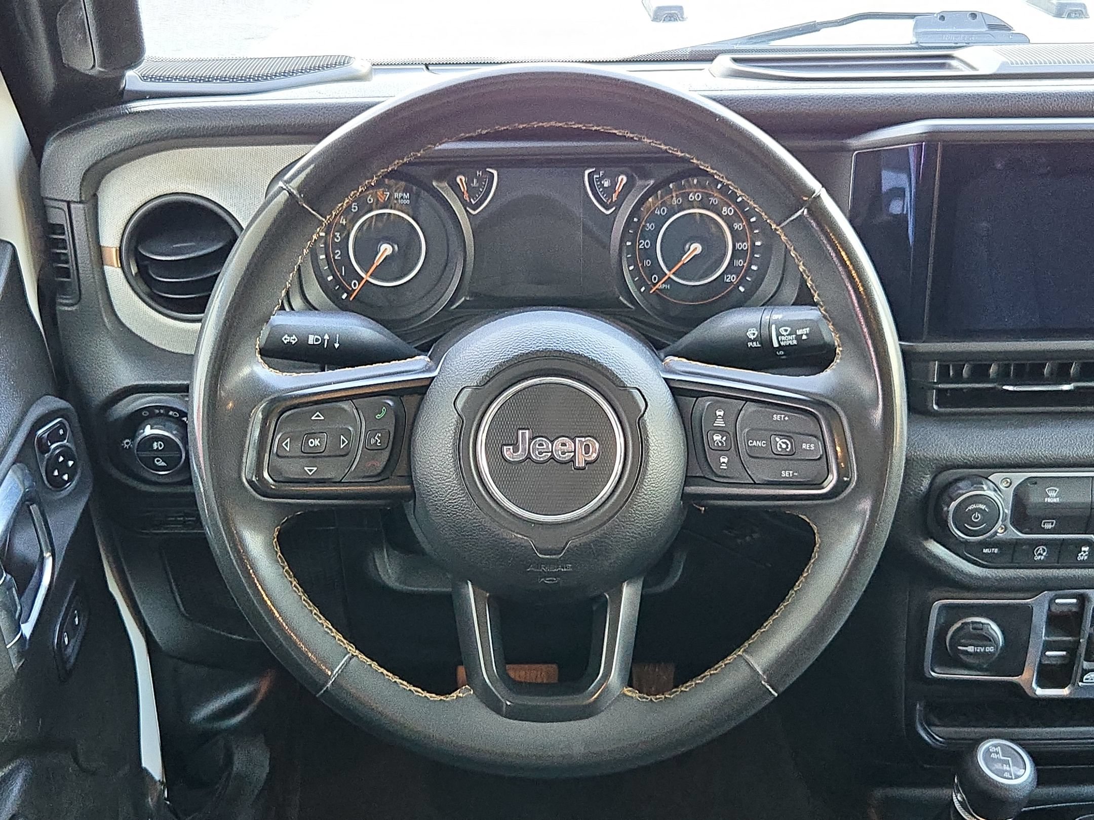 Used 2025 Jeep Gladiator Sport AWD/4WD image 25