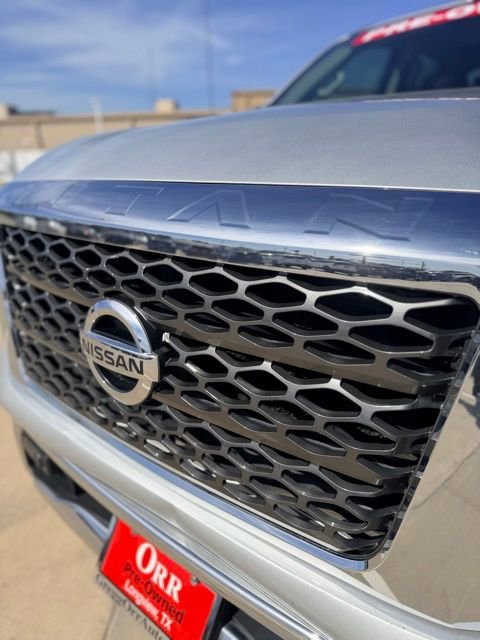 Used 2018 Nissan Titan SV w/ SV Convenience Package image 10