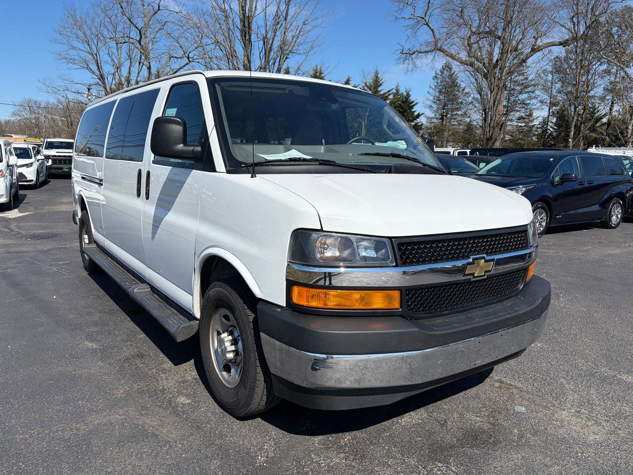 Used 2023 Chevrolet Express 3500 LT w/ LT Preferred Equipment Group image 2