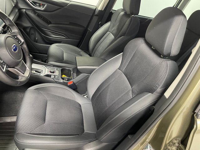 Used 2023 Subaru Forester Premium AWD/4WD image 12