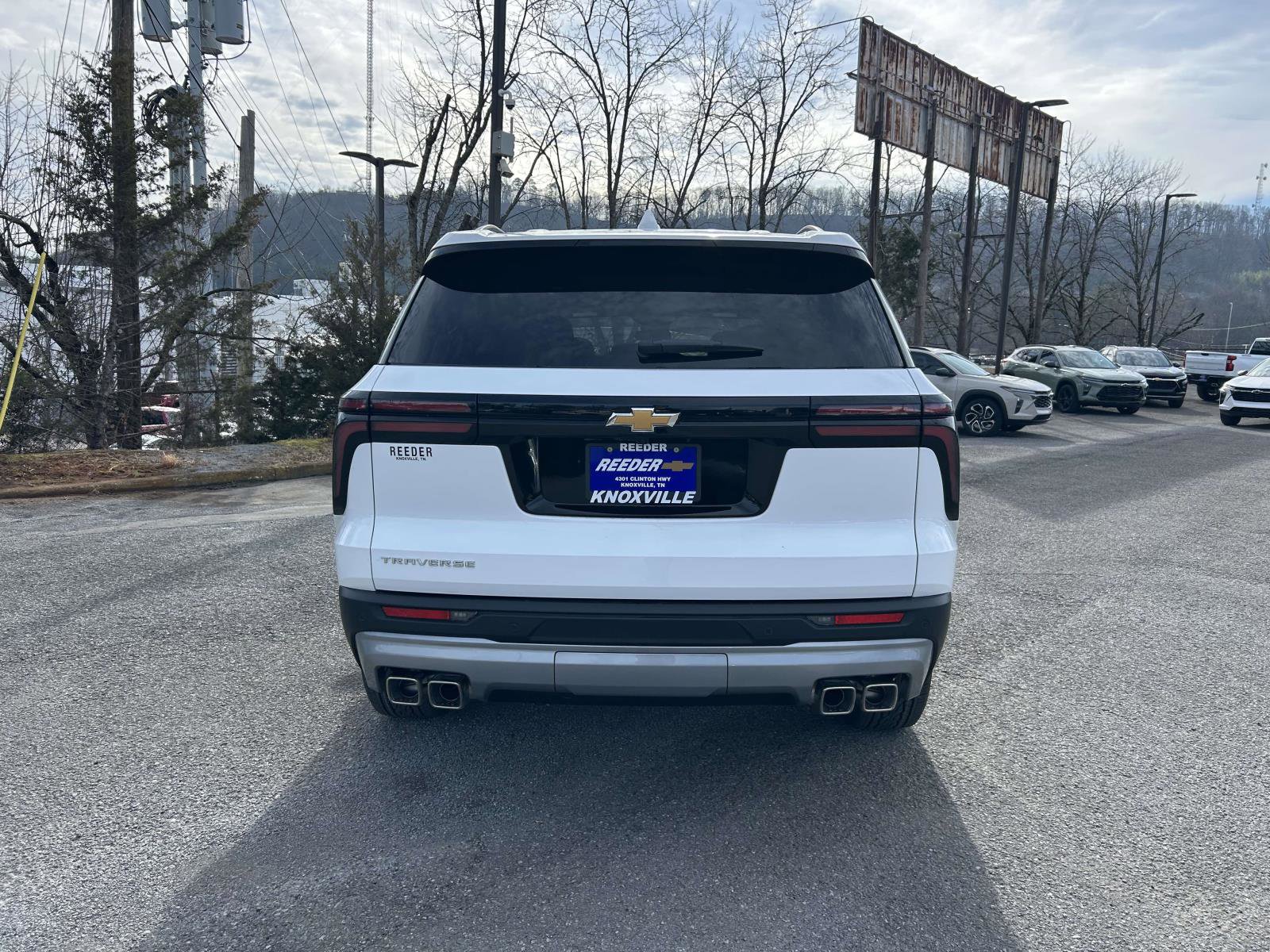 New 2026 Chevrolet Traverse LT w/ Sun and Wheel Package image 4